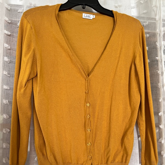 Beautiful lightweight mustard cardigan - Picture 3 of 6